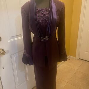 Donnavinci Elegant Purple 3 piece skirt suit with Embroidered Details